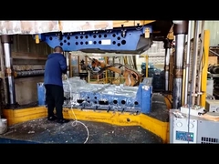 環境の泡のはく離剤は非常に適用範囲が広い泡車の部品のために基づいて水を薄くした